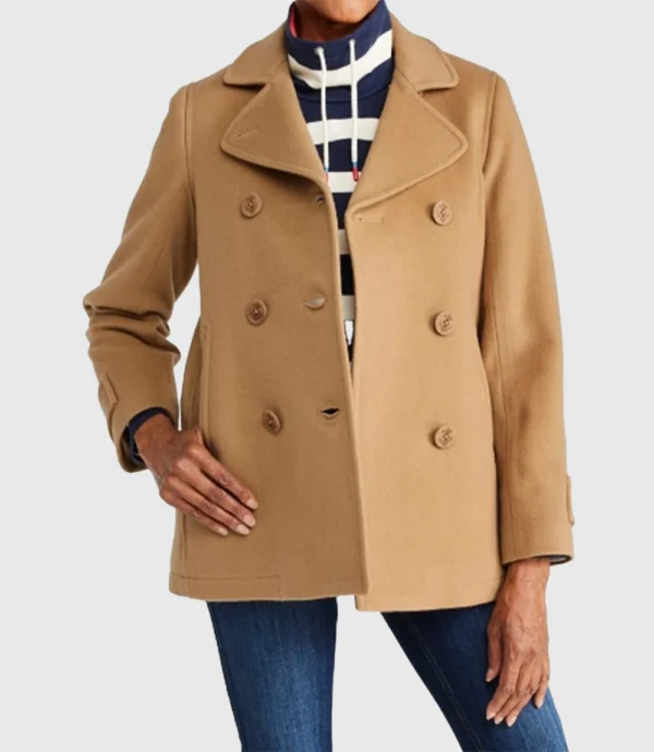 Women’s Classic Lambswool Biege Peacoat