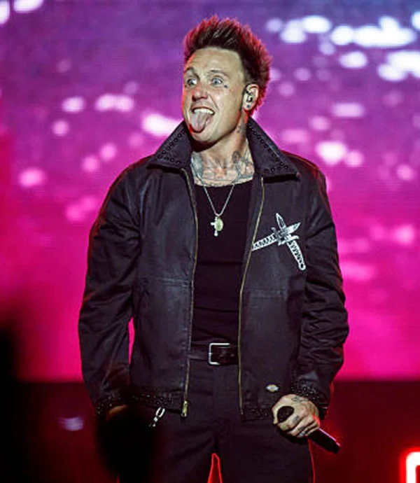 Jacoby Shaddix Performs Kia Forum Band Papa Roach Black Jacket